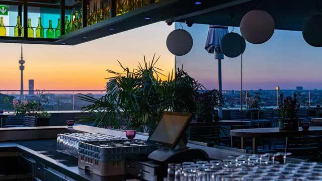 Great View To Allianz Arena & Free Garage Parking Apartamento